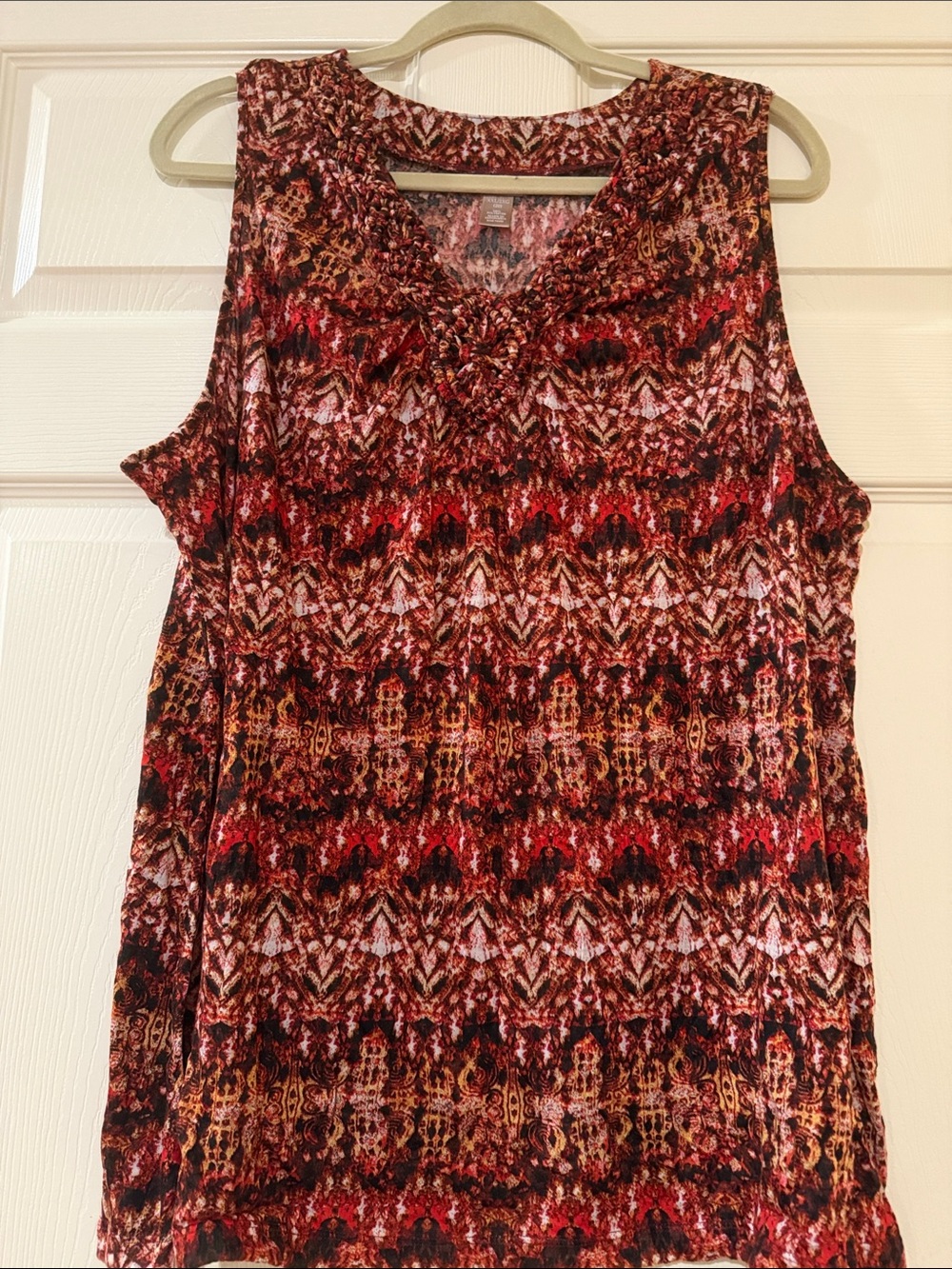 White Stag Red Multi Printed V-Neck Sleeveless Tank